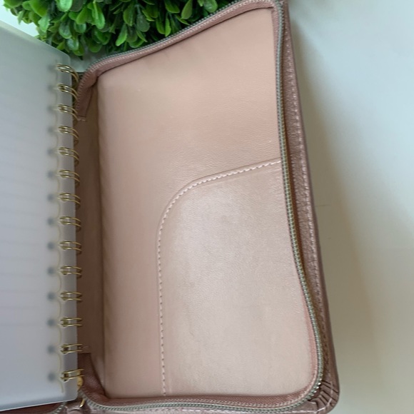 Soft Pink zip Journal - Picture 5 of 11